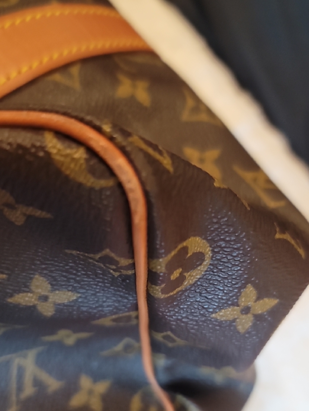 Beautiful Vintage Louis Vuitton Keepal 50 in original box W/key & lock - Picture 5 of 7